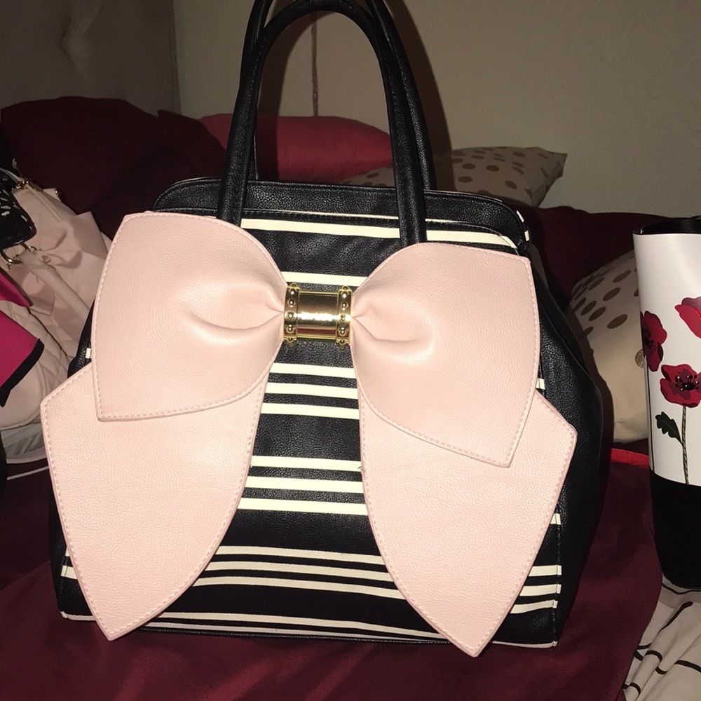 Betsey Johnson purse